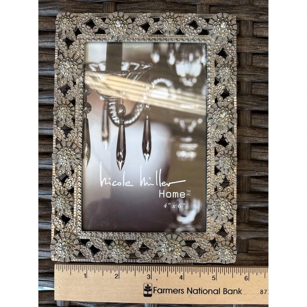 Nicole Miller Home Silver Rhinestone Ornate Floral 4x6 Picture Frame Vintage